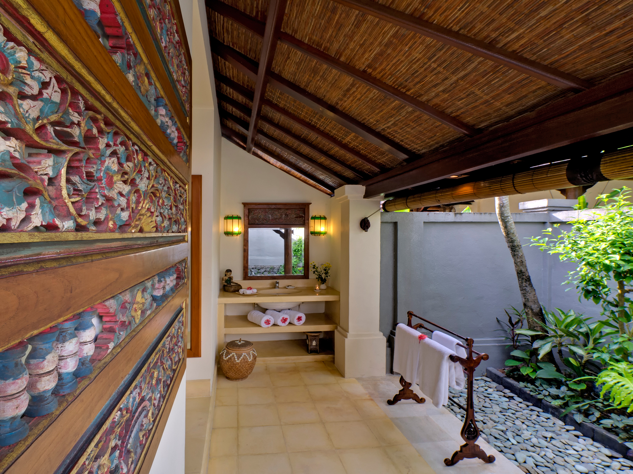 11. Villa Kedidi - Guest bathroom 2 - Villa Kedidi, Canggu, Bali